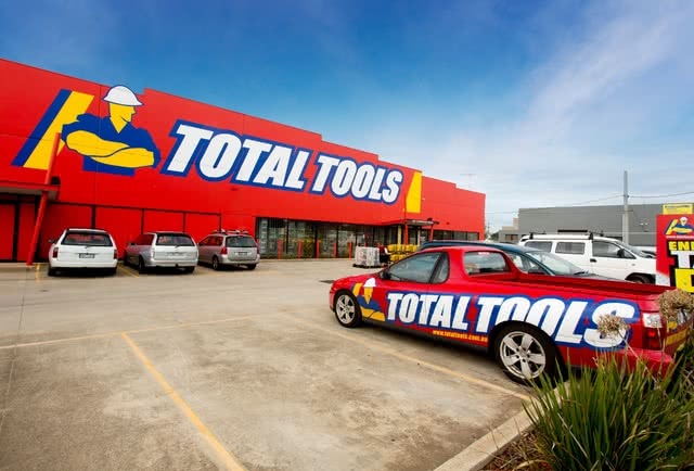 Metcash takes full ownership of Total Tools, CEO to exit